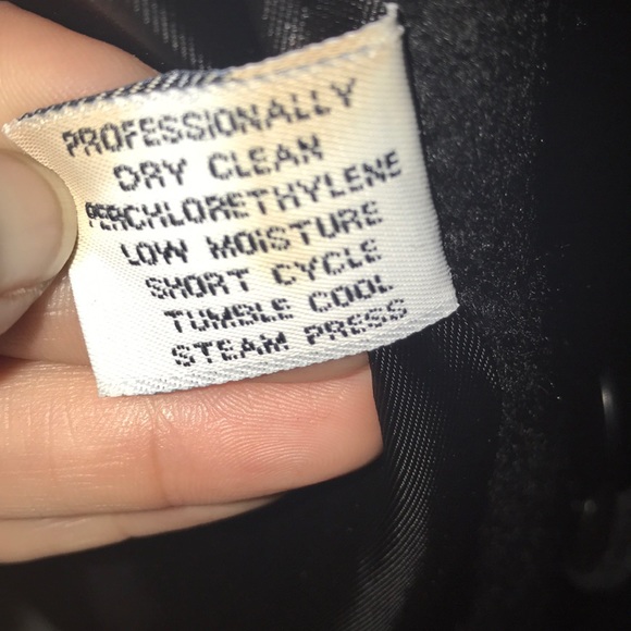 FORECASTER®️LONG WOOL TRENCH COAT needs to be dry cleaned - Picture 7 of 8